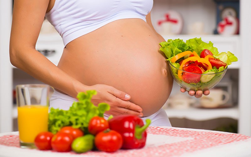 Dinh dưỡng cho mẹ bầu ba tháng đầu thai bạn cần phải biết