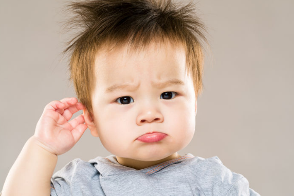 Viêm tai giữa thanh dịch ở trẻ, cần phát hiện kịp thời !